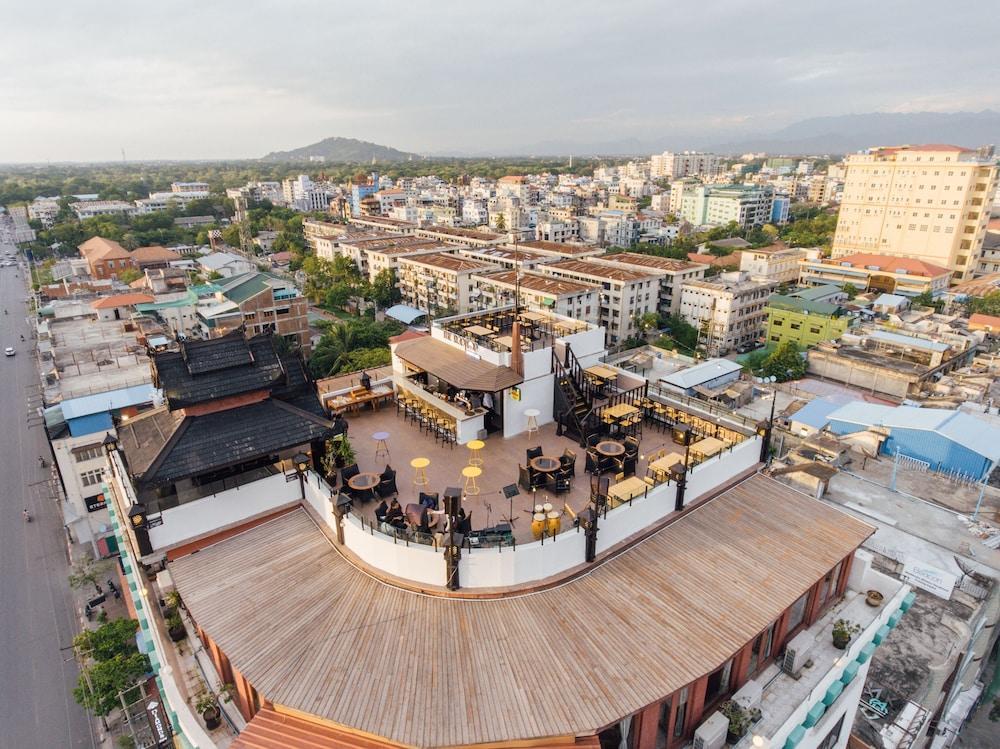 Shwe Ingyinn Hotel Mandalay Buitenkant foto