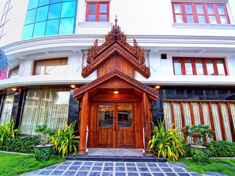 Shwe Ingyinn Hotel Mandalay Buitenkant foto